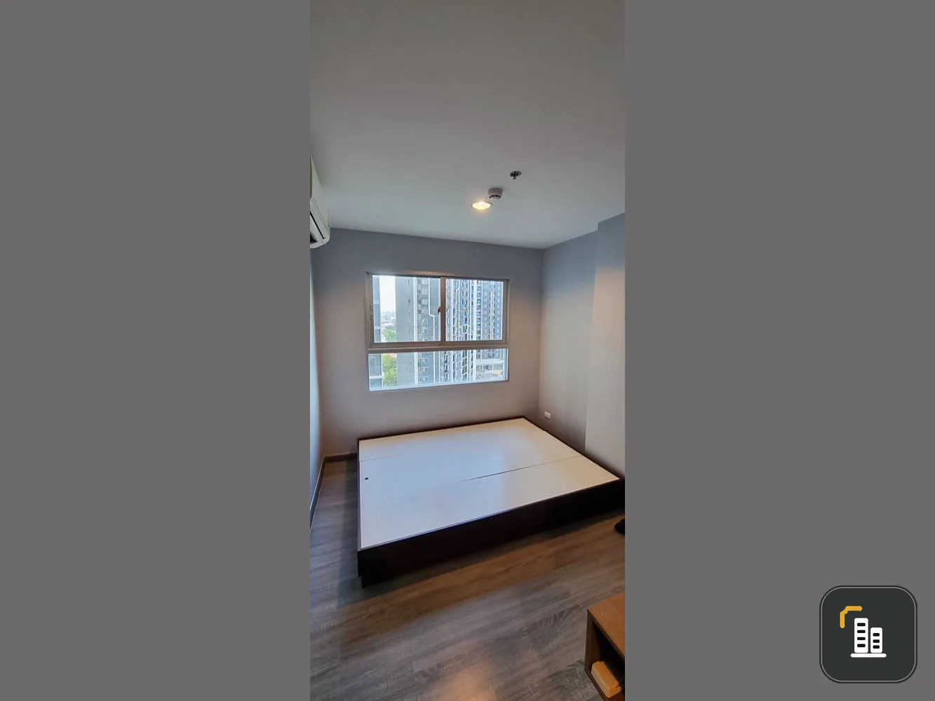 For Sale The Trust @ BTS Erawan, good location, high floor, ready to move in, don't miss it