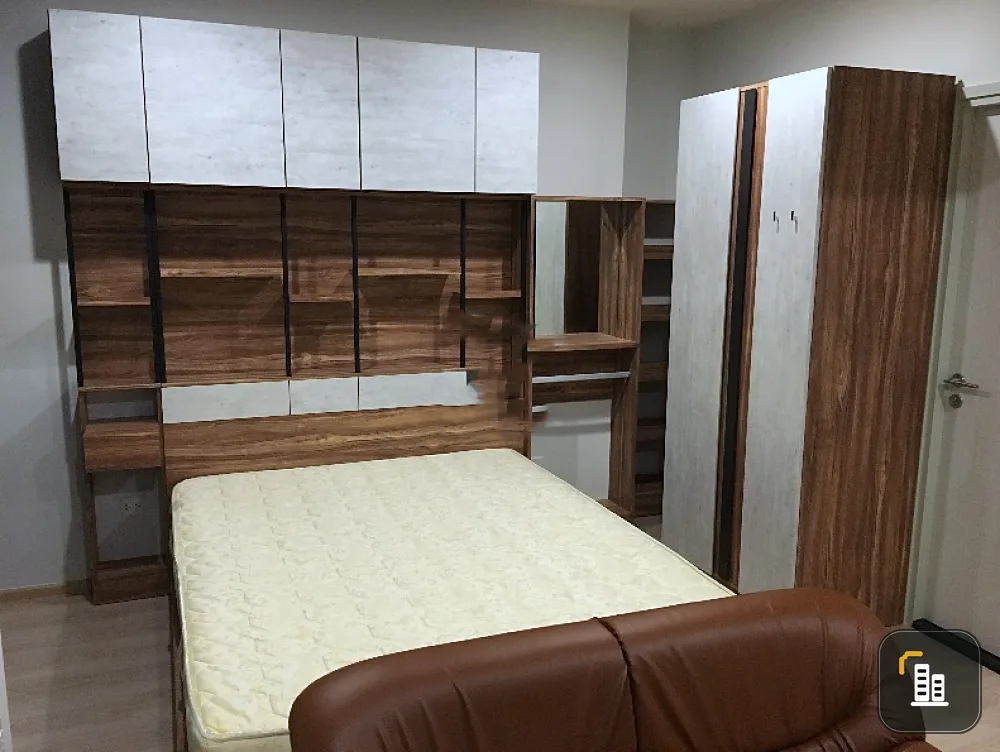 Condo for sale, Noble Revolve Ratchada, near the subway, beautiful room, pool view, urgent, don't wait.