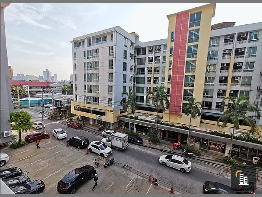 Condo for sale, Ratchada City 18, near the subway, fully furnished, nice room, cool breeze, buy now!! definitely worth it