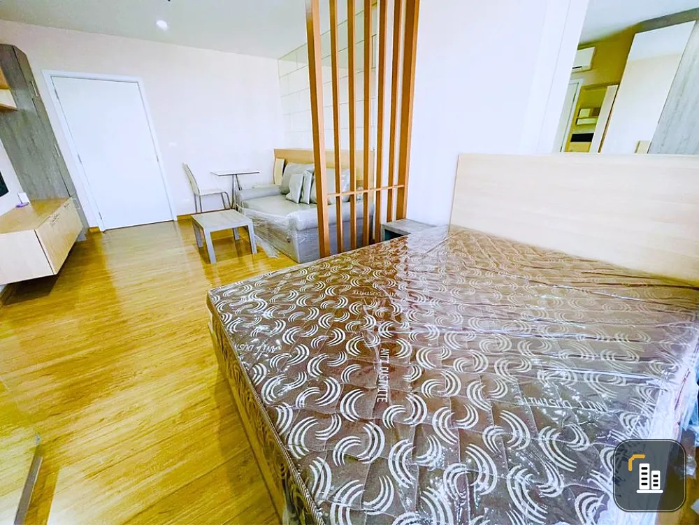 Condo for sale, The Tree Interchange, studio room, 1 bathroom, 23rd floor, good view, not strong price, I can tell you that you have to buy it quickly