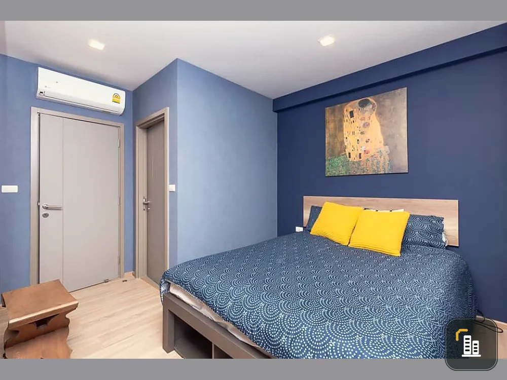 Condo for sale, The Base Garden Rama 9, fully furnished room, built in. Hurry up and reserve it. Don't wait.