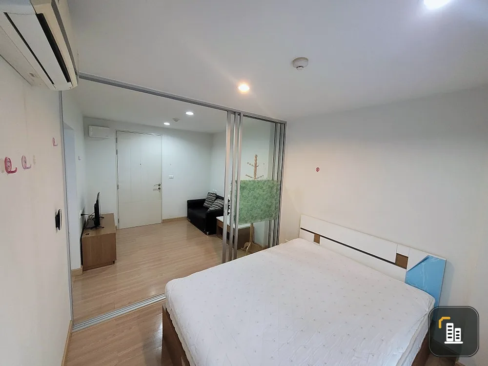Sell and rent The Niche ID Bang Khae, fully furnished room Get cool breeze from the south balcony all year round.
