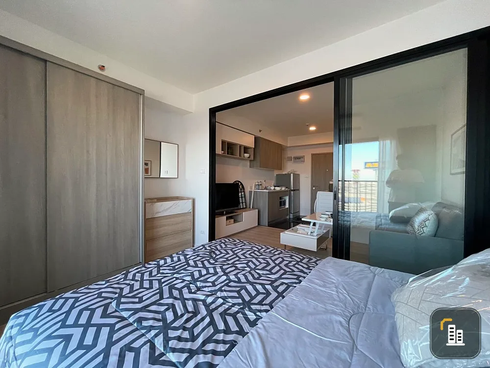For rent!! Condo A Space Mega, good location, 14th floor, Building A, swimming pool view, fully furnished, don't miss it!!