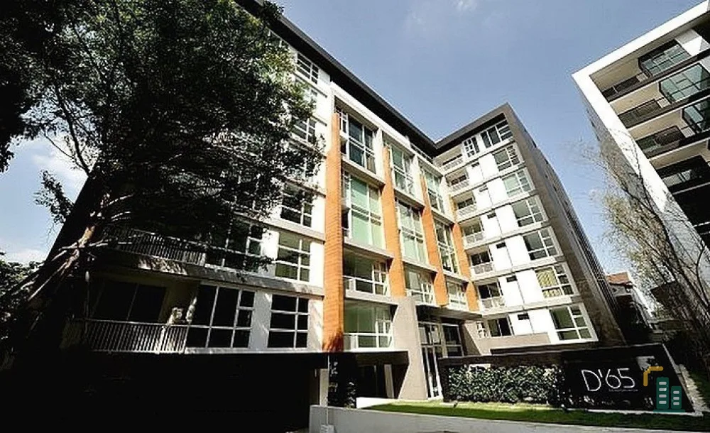 Good sale 65 condominium, new room, never been in, near BTS, good location, hurry to reserve before it's gone!!