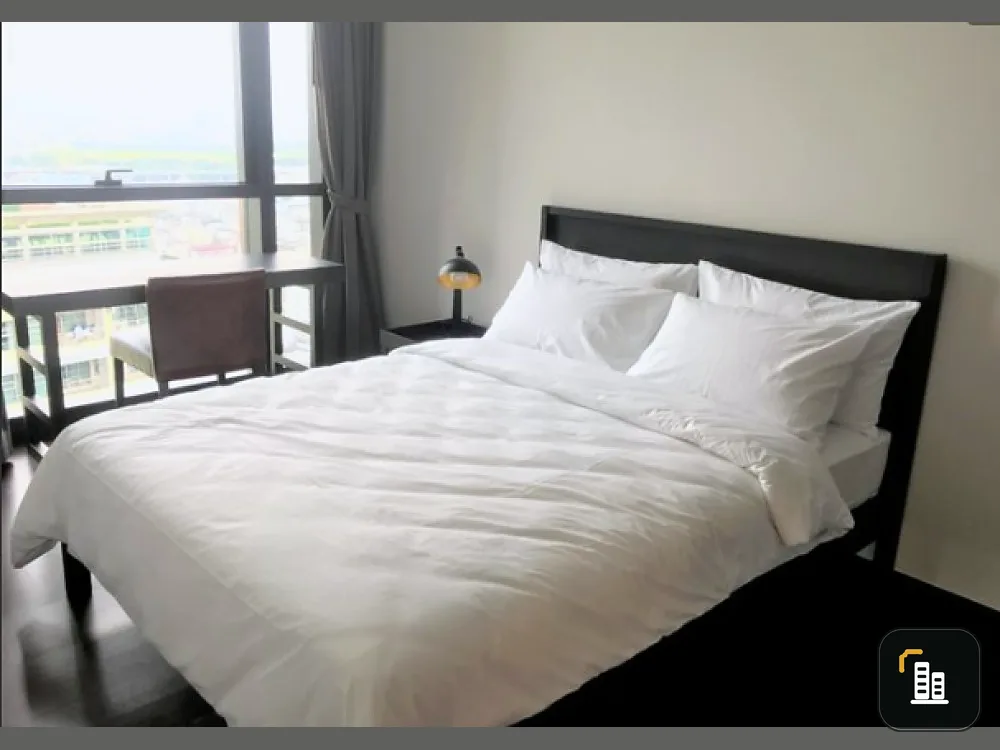 Wow, just the view is nice. Rent The Line Ratchathewi, built-in furniture in the whole room. Hurry up to reserve before it slips out of your hands.