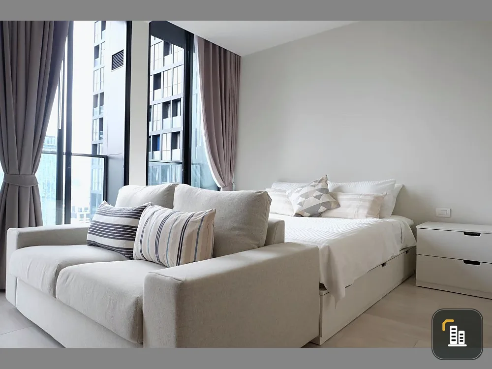 For rent!! Noble Ploenchit Condo, 31st floor, Building C, fully furnished. Ready to move in, don't miss it!!