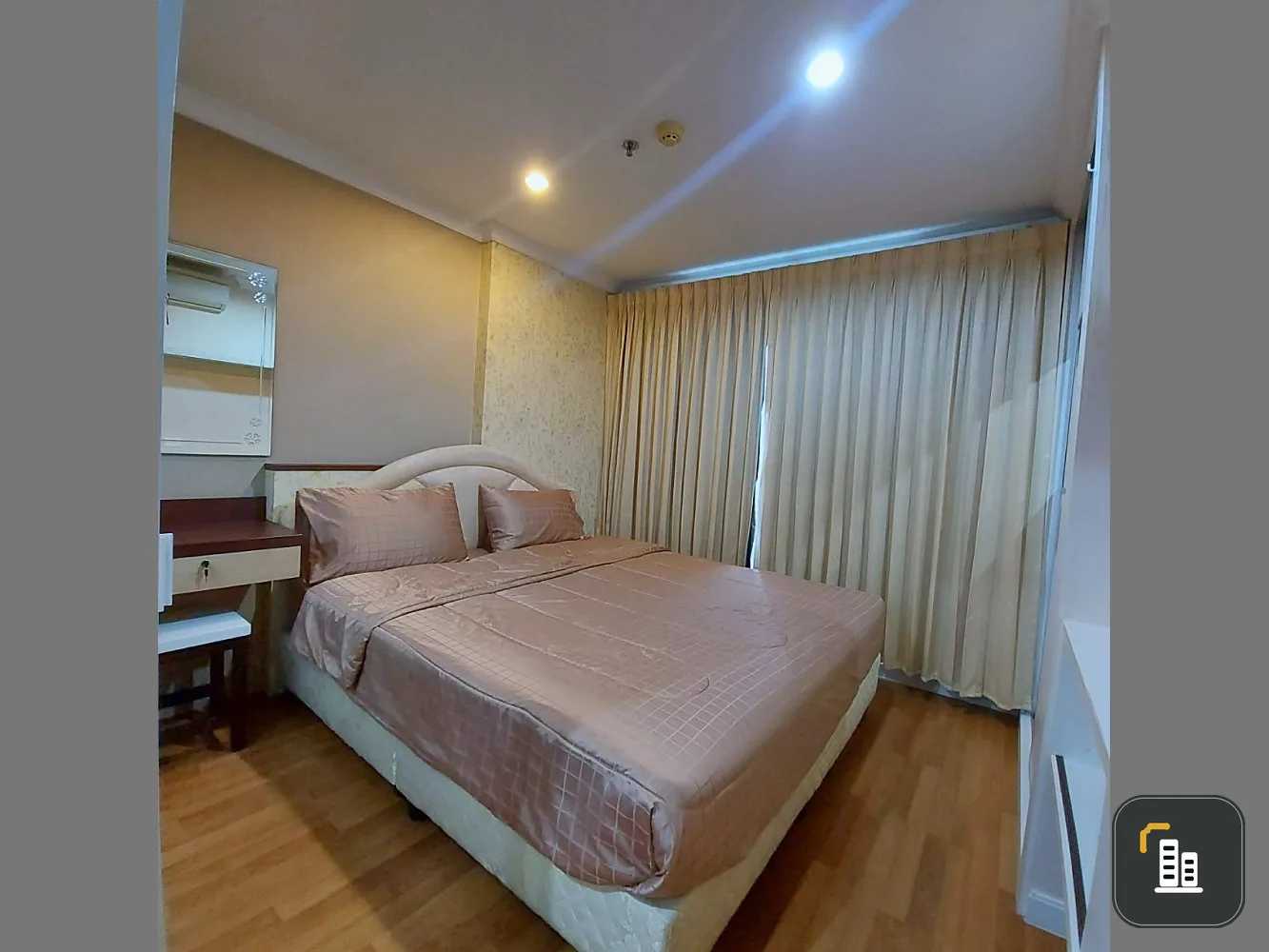 For rent!! Condo Lumpini Place Rama 9-Ratchada, nice decorated room. Complete in one place Let me tell you, don't miss it!!