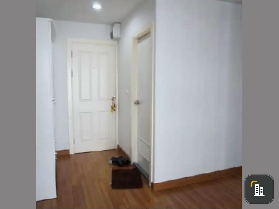 Condo for sale, Regent Home 18 Chaengwattana - Laksi, 7th floor, pool view, new condition, don't miss it.