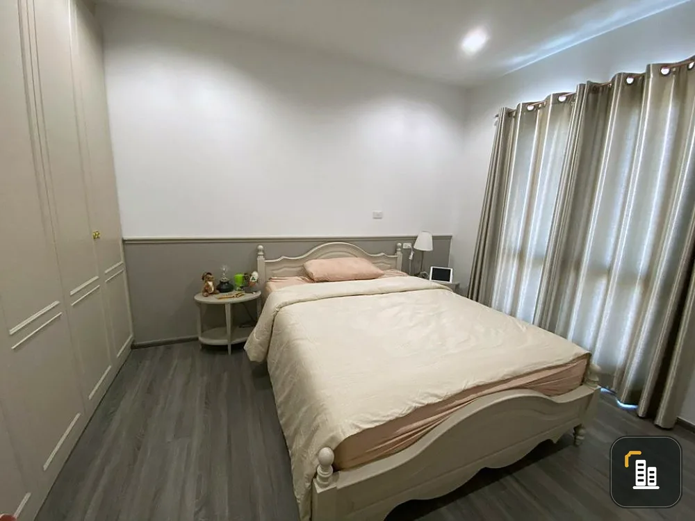 Selling The Rich @ Sathorn-Taksin, 8th floor, with furniture and electrical appliances, beautiful room, very livable, book now.