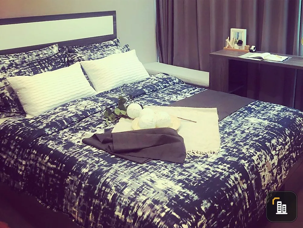 Sell / rent Noble Revolve Ratchada 2, good position, corner room, very private. This price has been missed and missed.