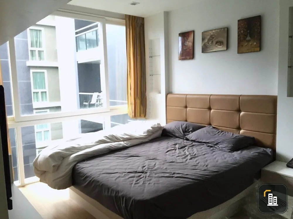 Sell / rent Apus condominium, east side, pool view, fully furnished, you can move in. Can't miss it!!