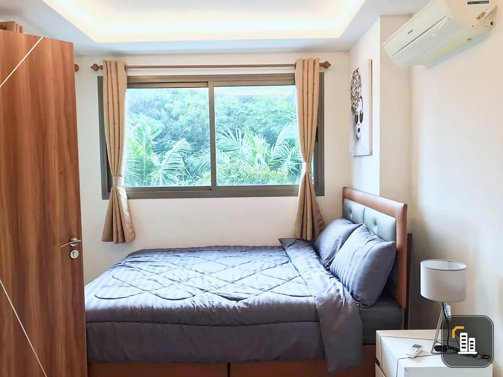 Sell / rent Condo Club Royal Wongamat, pool view, fully furnished, ready to move in, this price!! Can't miss it