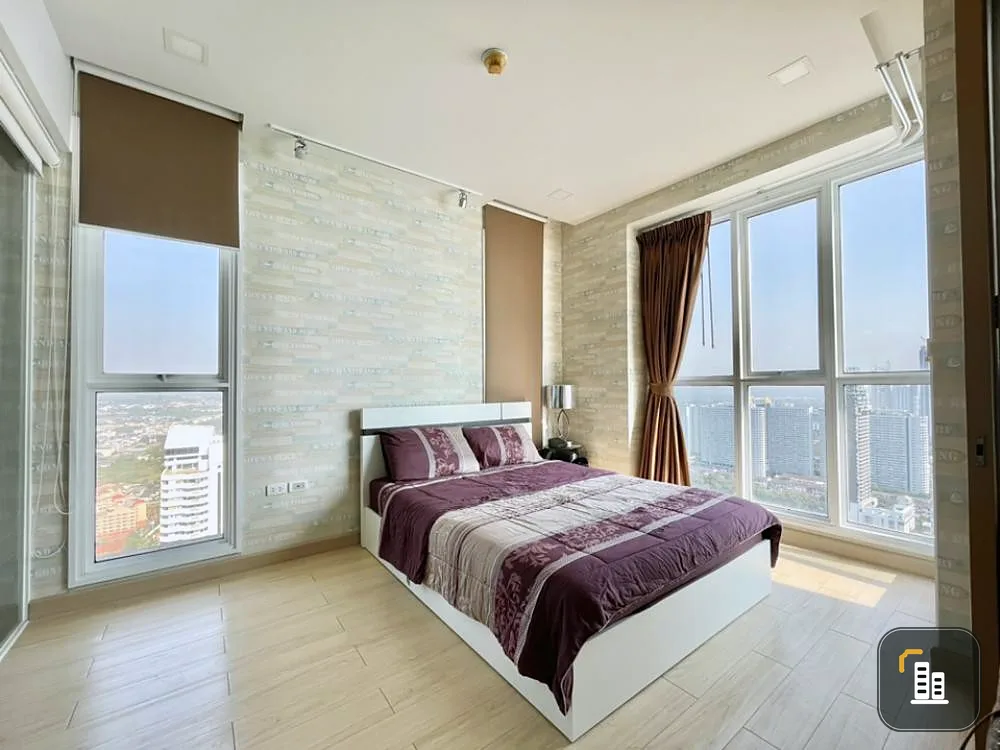 Condo for sale, Seatus Beachfront Pattaya, high floor, sea view, city view, fully furnished, just come and live, can't miss it!!
