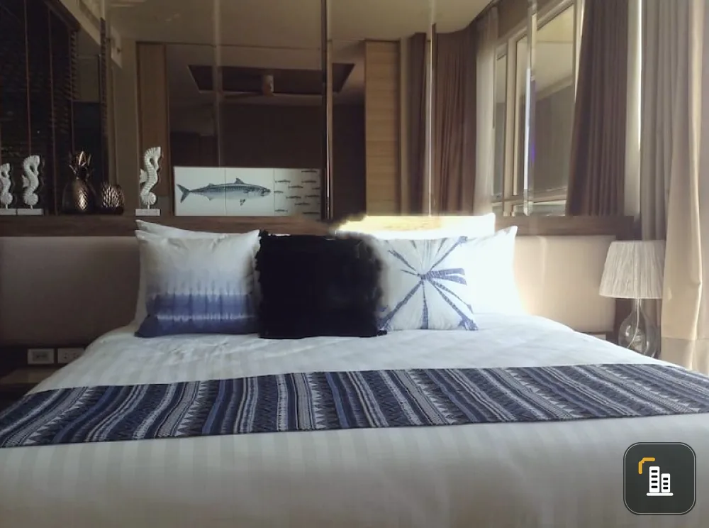 Sell / rent Condo Seatus Beachfront Pattaya, west, sea view, fully furnished, complete electrical appliances, urgently.