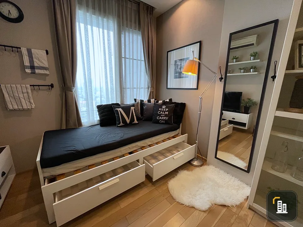 For Sale Siri @ Sukhumvit, good location, beautiful room, high floor, can't miss it, book now.