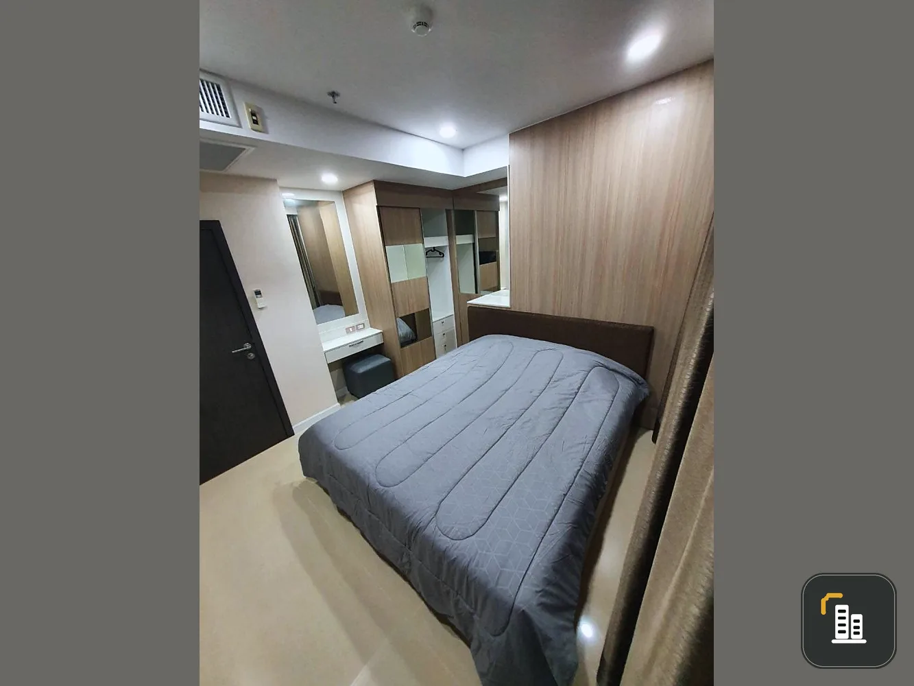 For rent, Dusit Grand Condo View Pattaya, beautiful room, fully furnished, complete appliances, ready to move in, can't miss it.
