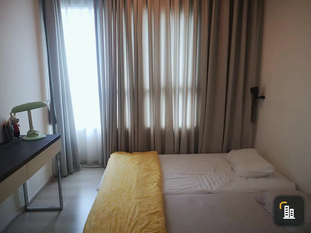 Salel!! Condo Life Ratchadaphisek, spacious room, comfortable, fully furnished. Ready to move in, don't miss it!!