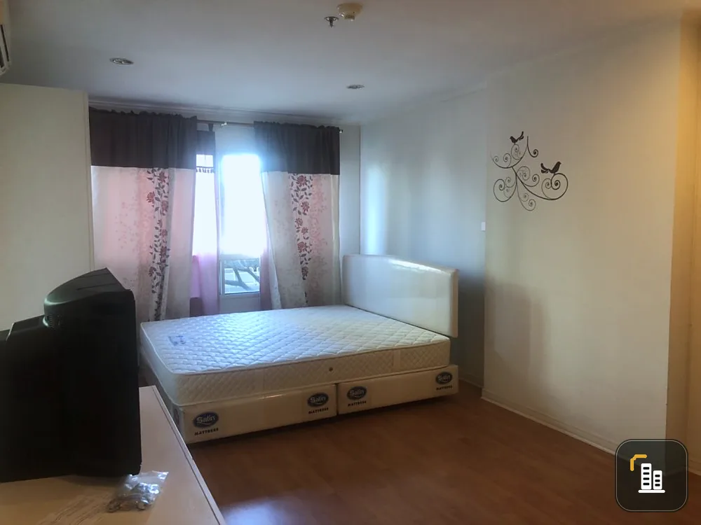 Selling Lumpini Ville Ramkhamhaeng 44, special price, good location, don't wait.