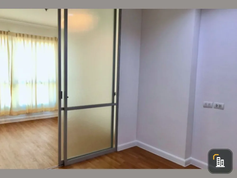 For sale, Lumpini Place Ratchayothin, 7th floor, new painted room, the whole room is spacious, comfortable, book now, don't wait, hurry up