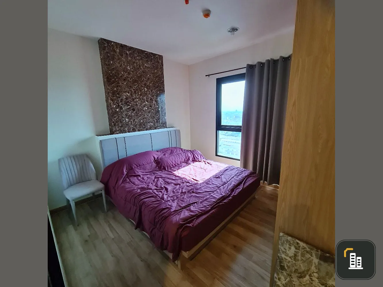 For Rent Niche Mono Charoennakorn 1 bedroom, high floor, great city view. If interested, move quickly before you miss it.
