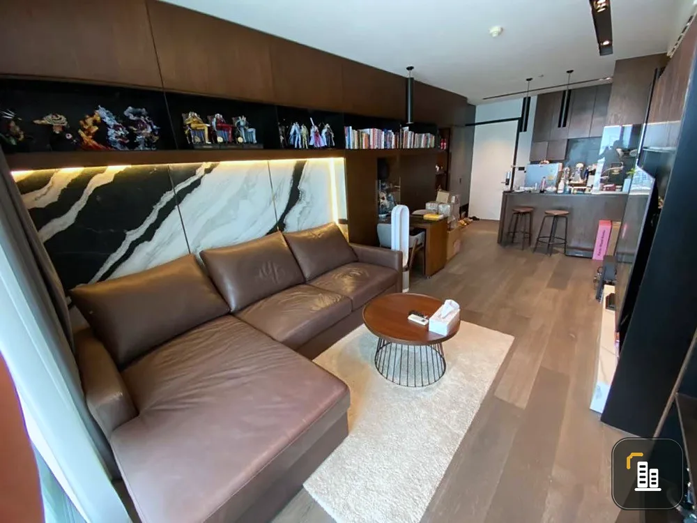 Urgent, selling Life @ Ladprao 18, bright room, with full built-in furniture. Dressed up and ready, book now.