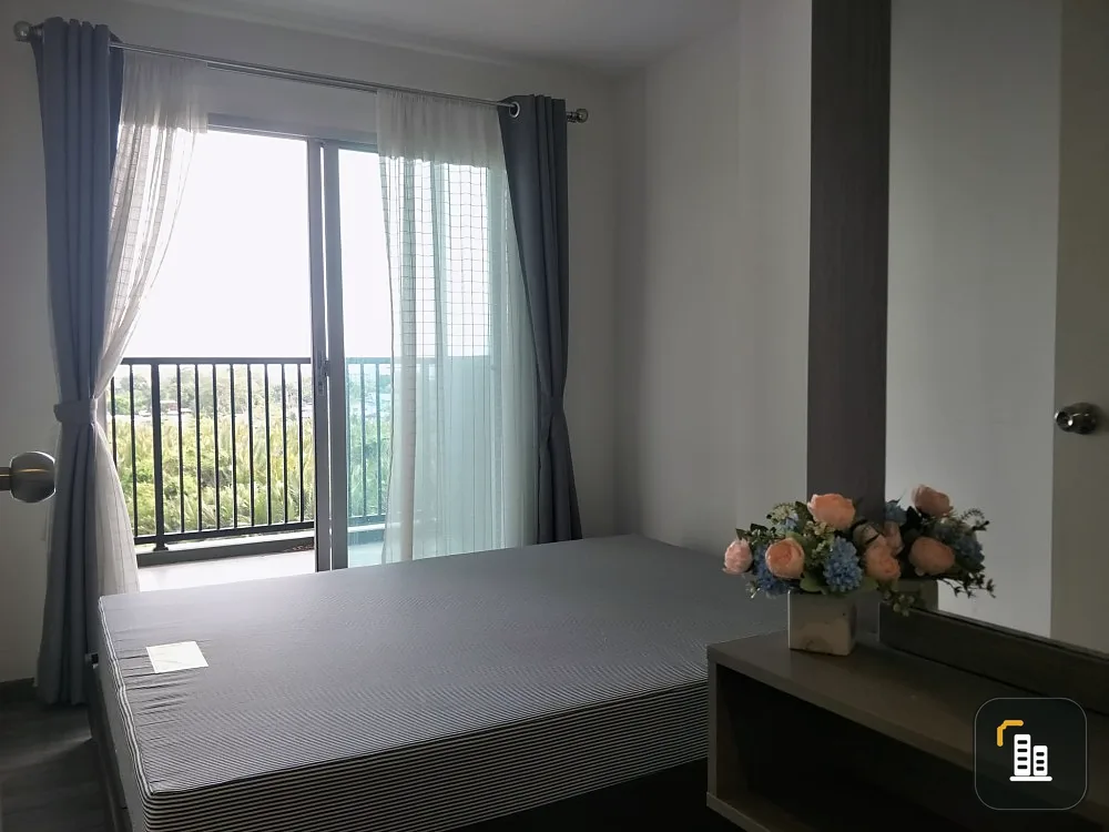 Condo for rent, The Trust @ BTS Erawan, next to BTS, large room, wide balcony, ready to move in, book now!