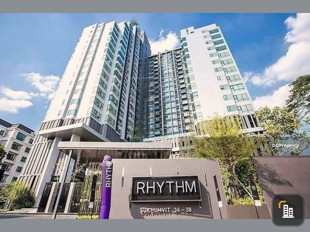 Condo for rent at Rhythm Sukhumvit 36-38, airy, comfortable, pool view, don't miss it.
