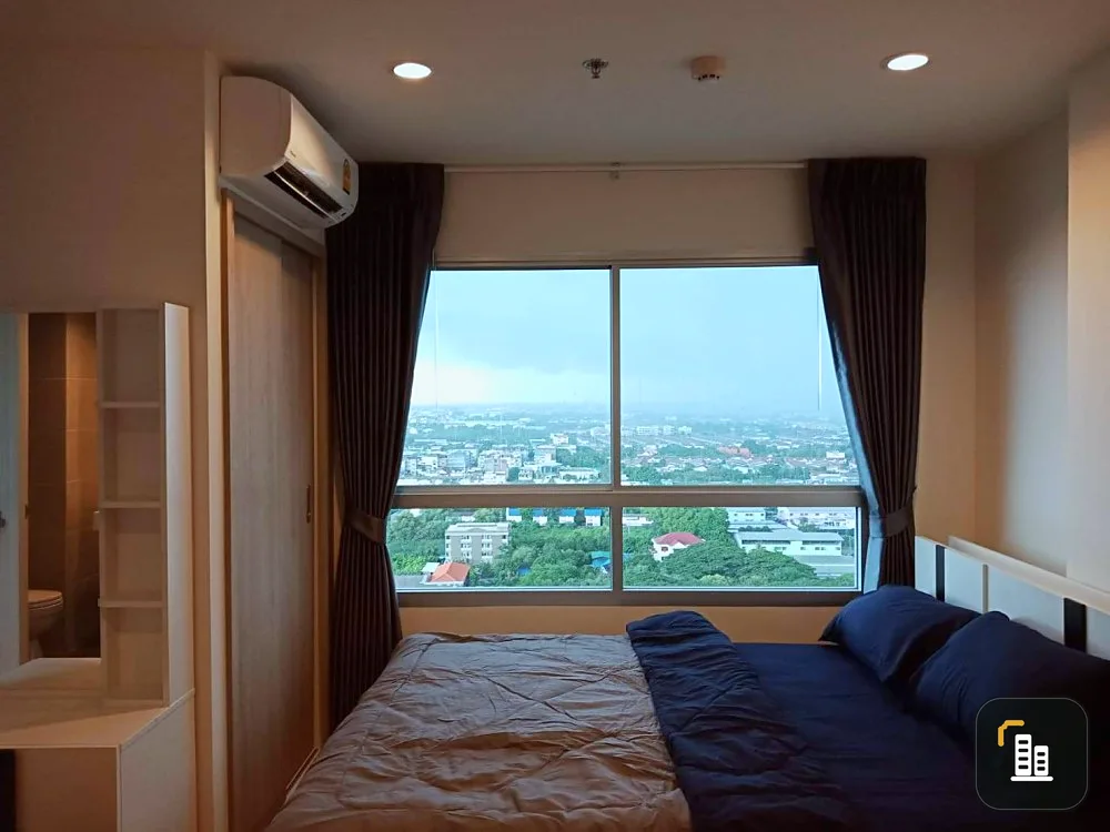 Urgent. Condo for sale, Lumpini Park Petchkasem 98, studio room, high floor, furniture, ready to move in.