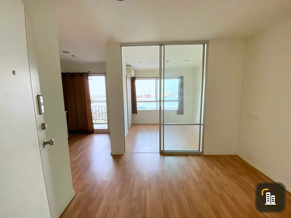 Urgent. Condo for sale, Lumpini Park Petchkasem 98, empty room, 1 bedroom, 1 bathroom, clear city view, don't miss it.