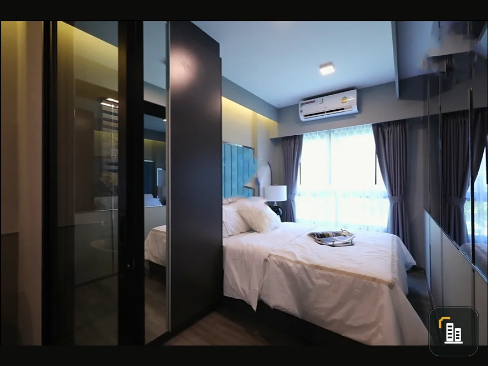 Sale down payment Monte Rama 9 Condo, 5th floor, Building A (corner room), fully furnished, this location can't be missed.