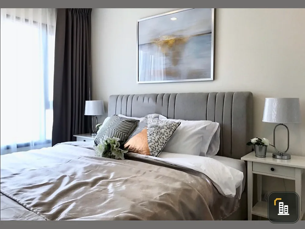 Condo for sale Life Asoke, 16th floor, clear view, cool north wind, beautiful room with furniture.