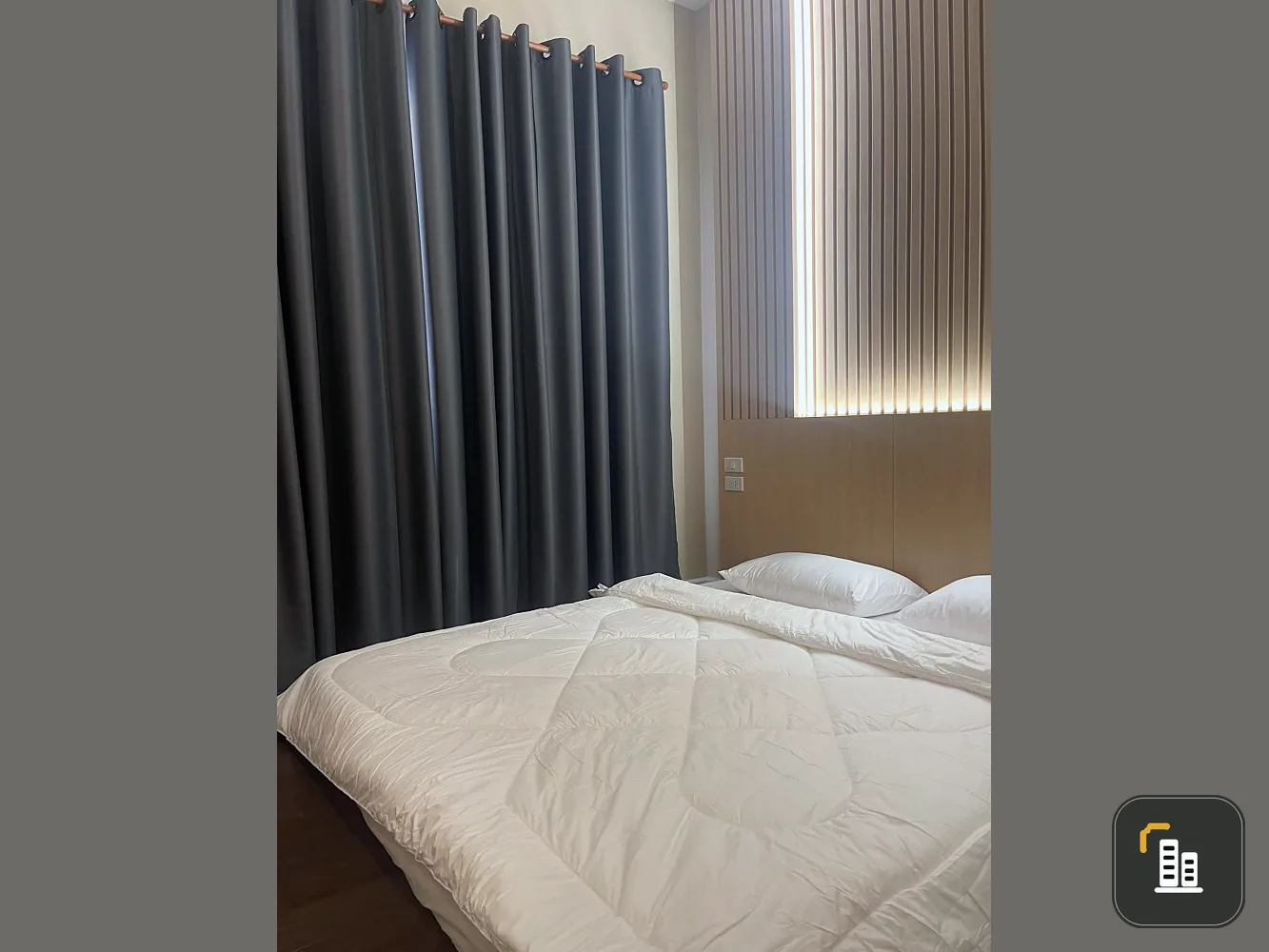 For rent, The Saint Residence, 2 bedrooms, 2 bathrooms, high floor, great view, hurry up to reserve. Don't miss it.