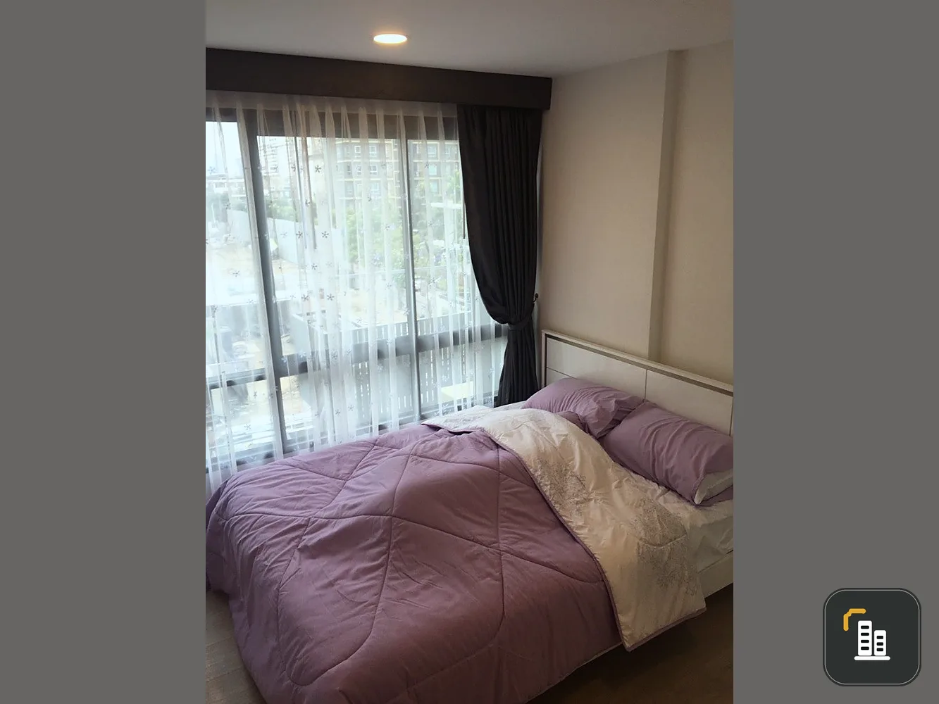 Urgent sale!! Metro Luxe Rose Gold Condo Phahon-Sutthisan, 4th floor, lots of free gifts, good location, don't miss it!!