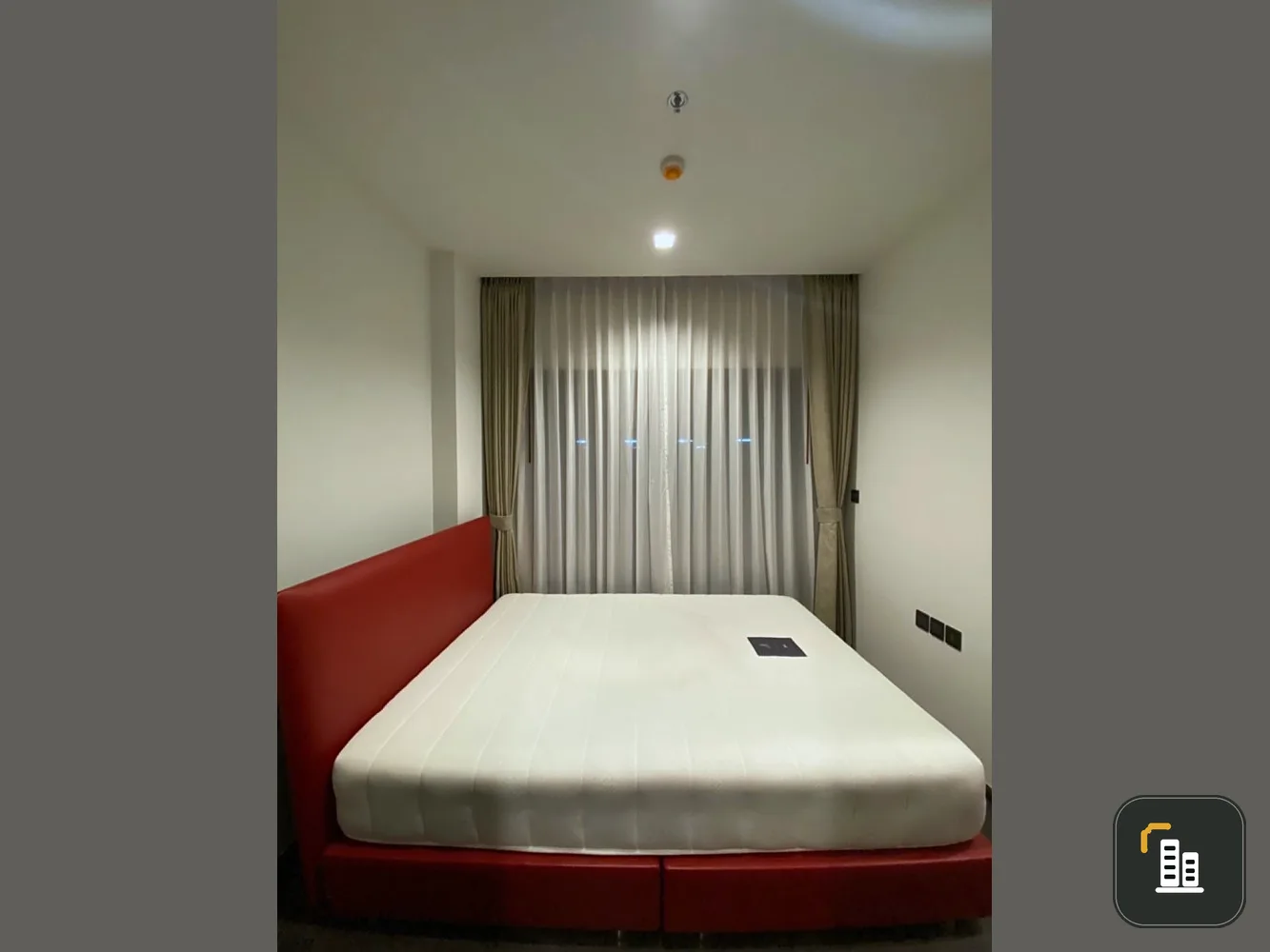 Sale Condo The Line Asoke Ratchada (Rama 9) Intersection, Condo in the heart of the city. Ready to move in, don't miss it!!