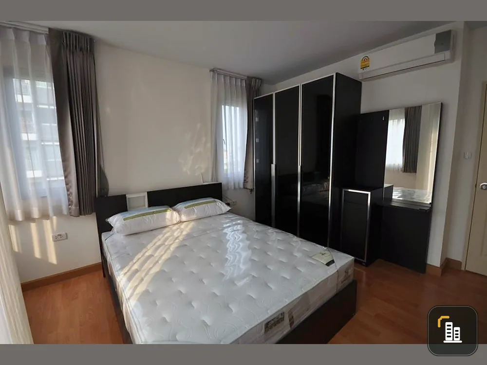 Urgent sale!! Condo Supalai City Resort Ratchada-Huay Kwang, lots of free gifts, convenient transportation, near MRT, don't miss it!!