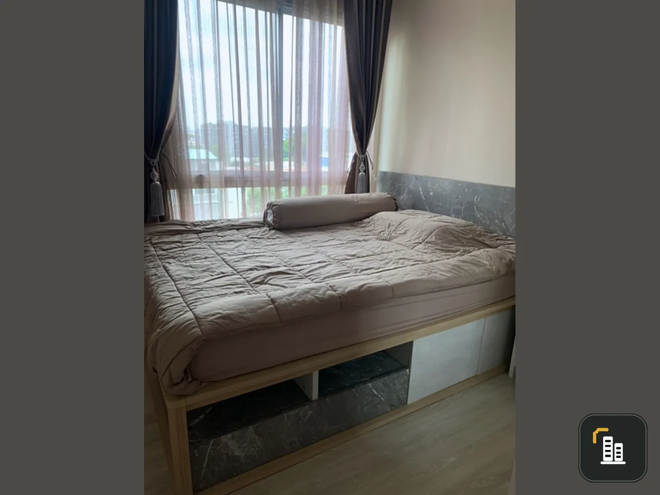 For sale, Metro Luxe Kaset, 6th floor, Building A, fully furnished and electrical appliances. Book now, don't wait, hurry up.