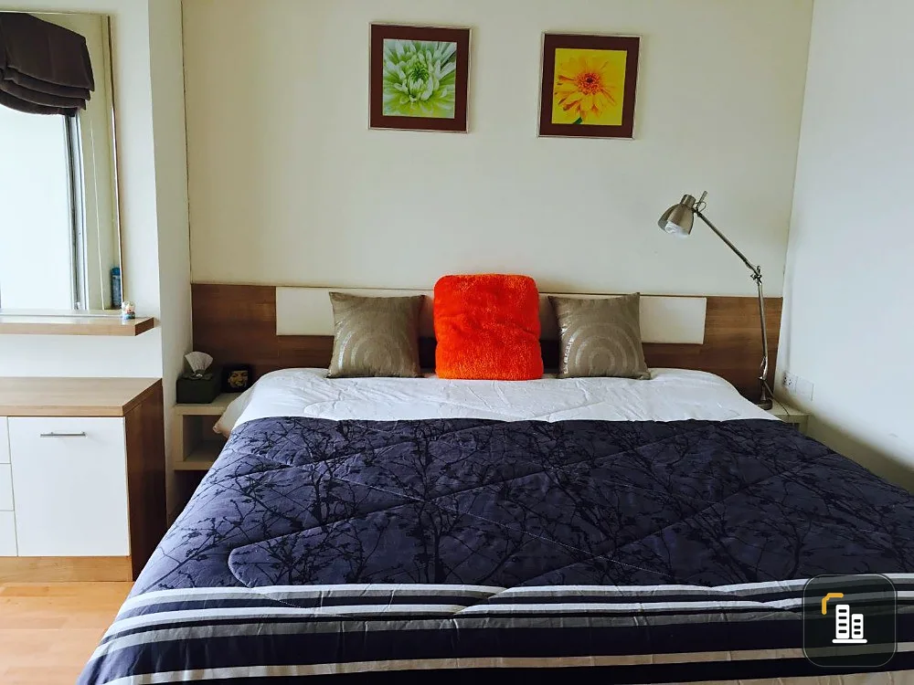 For rent!! Condo Lumpini Ville Ramkhamhaeng 44, 18th floor, Building A, beautiful room, ready to move in. Don't miss it!!