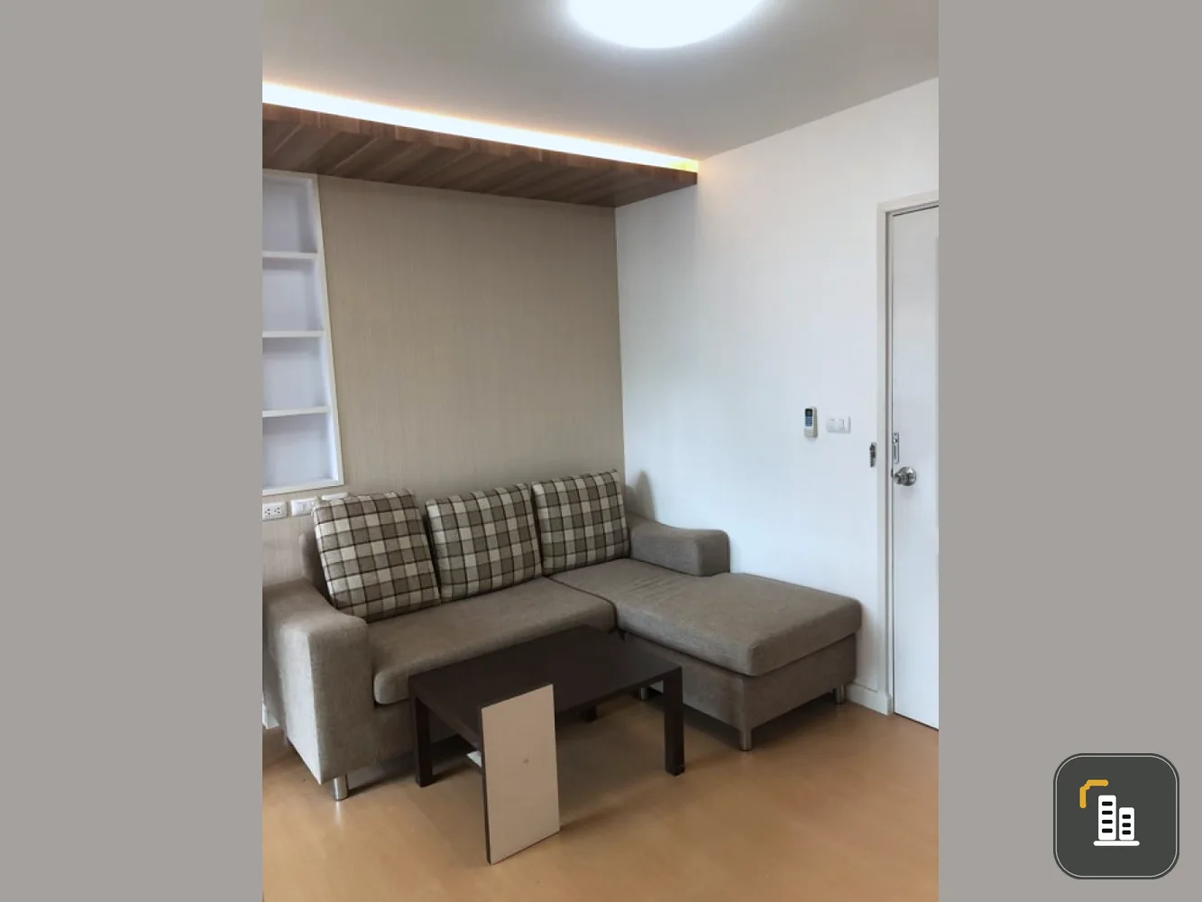 Sell/rent I Condo Ngamwongwan , 7th floor, size 30 sq m., very nicely decorated, ready to move in. If interested, hurry up.