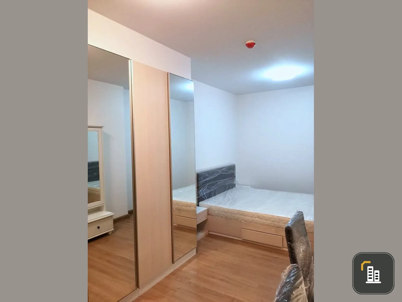 Urgent sale!! Supalai Vista Condo, Pak Kret Intersection fully furnished Ready to move in, don't miss it!!