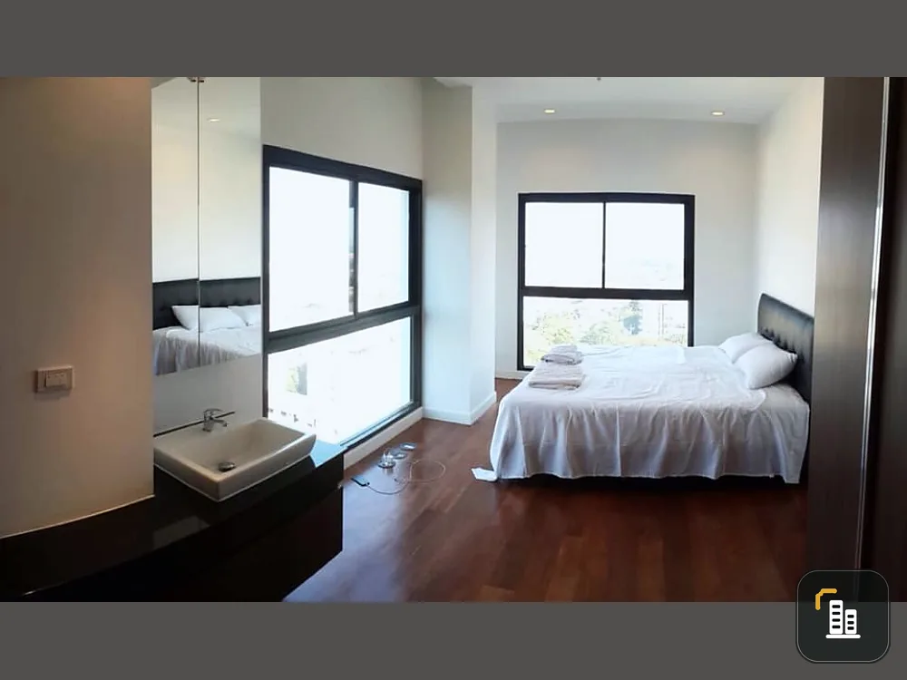 Sell / rent Condo The Axis Pattaya, high floor, corner room, sea view, city view, fully furnished, beautiful decoration, don't miss it!!