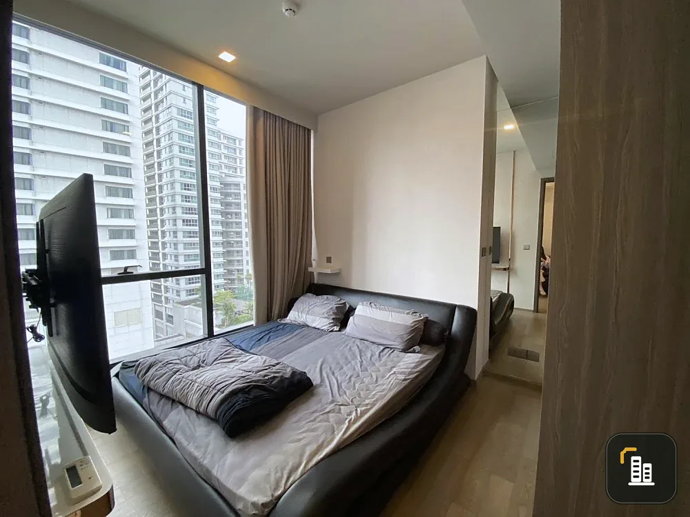 For sale, rent, Celes Asoke, facing north, near BTS, don't wait.