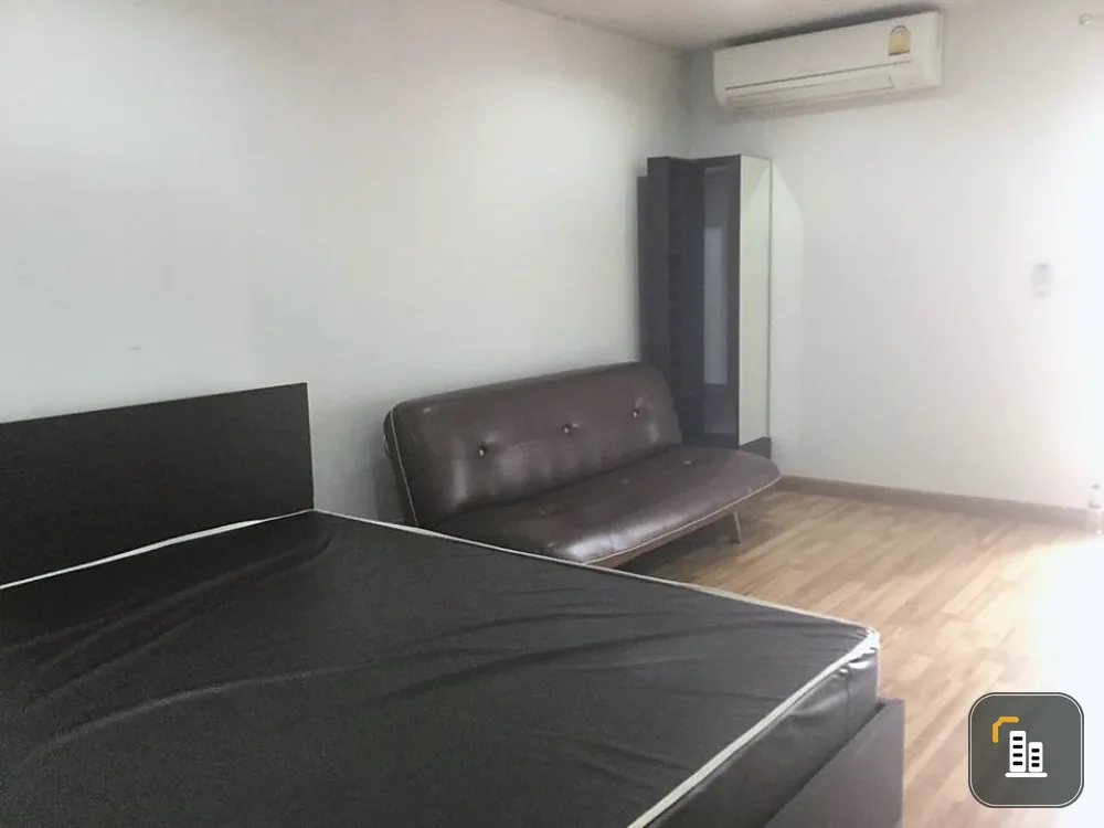 Urgent sale!! Condo Regent Home 15 Chaengwattana, 7th floor, fully furnished, ready to move in. Don't miss it!!