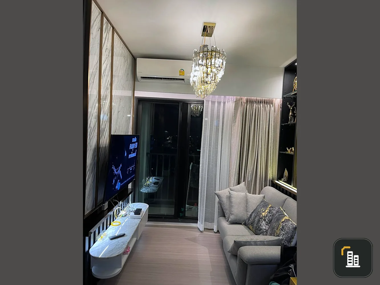 Khun Phra, very beautiful room, big glass wall, rosegold color, super luxurious, interested, urgently reserve at The Parkland Petchkasem 56 for sale
