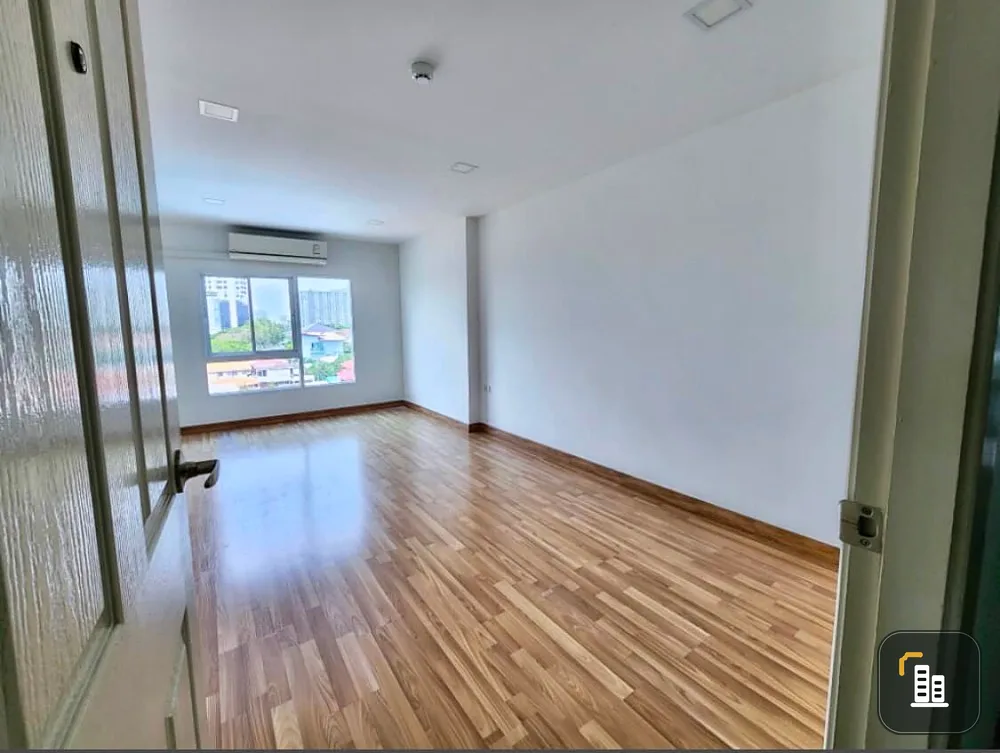 Urgent sale!! Condo The One Plus Srinakarin (empty room), 6th floor, Building A, new room, never lived.