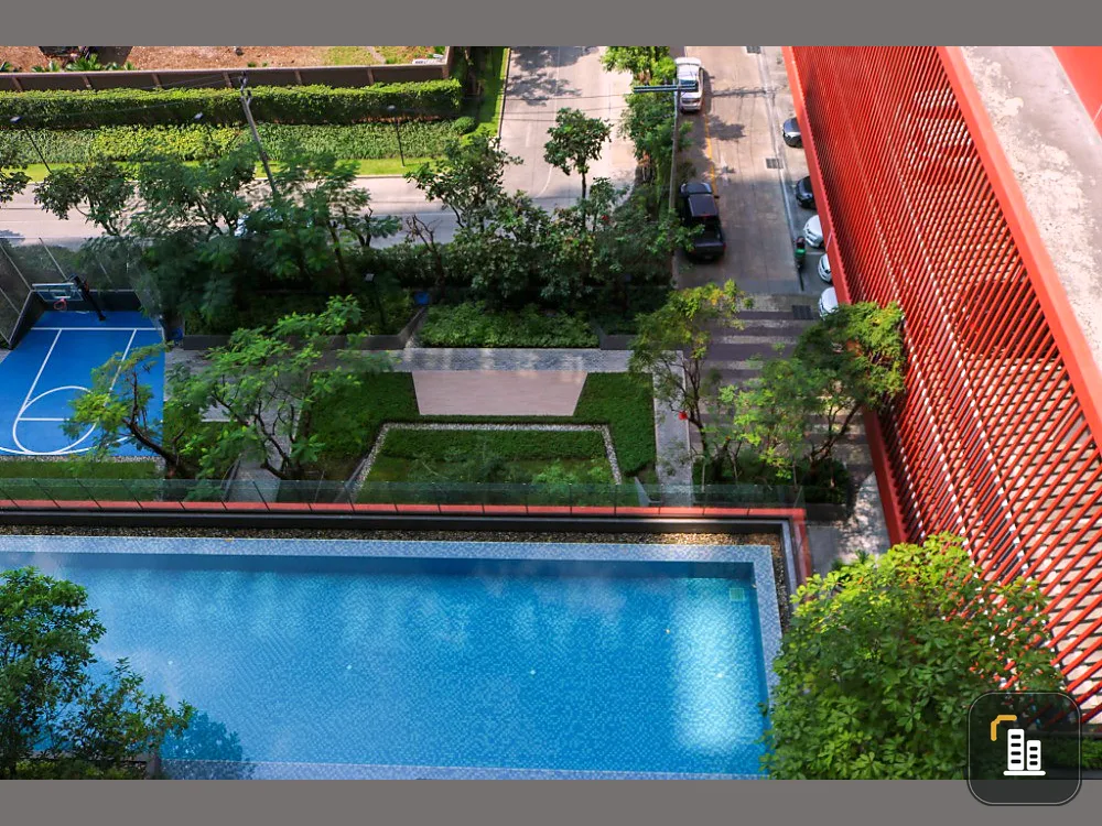 Urgent sale!! Condo The Privacy Rama 9, 9th floor, corner room, pool view, fully furnished, ready to move in, book now!!