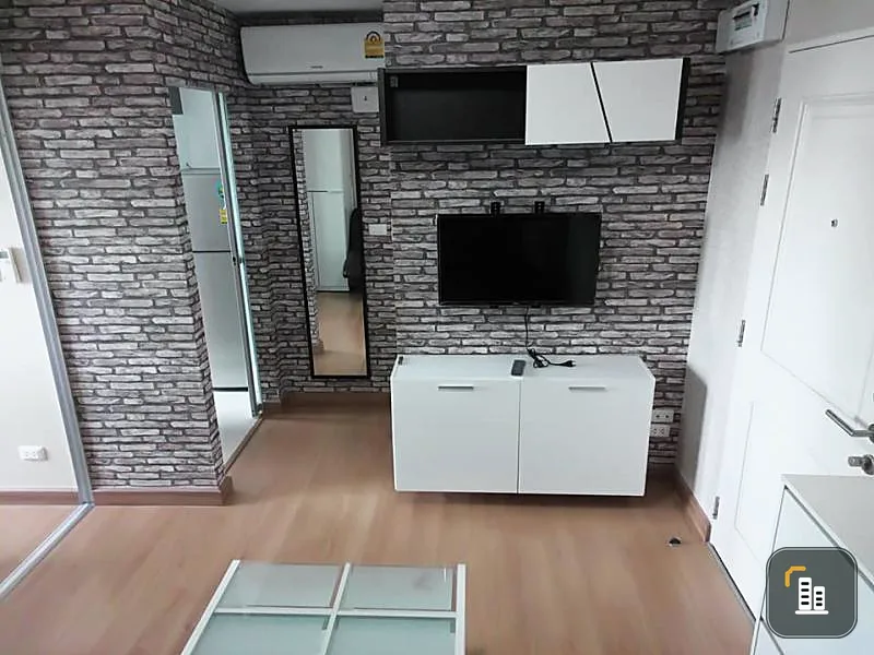 Condo for sale DEN Vibhavadi, very beautiful room, fully furnished, wallpaper in the whole room Who is the owner of the certificate