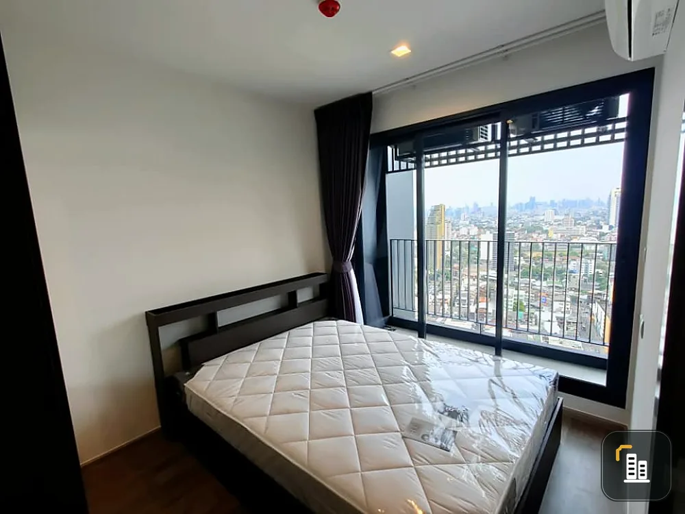 Condo for rent Life Ladprao Valley, fully furnished. Premium grade. Beautiful city view. Don't miss it.
