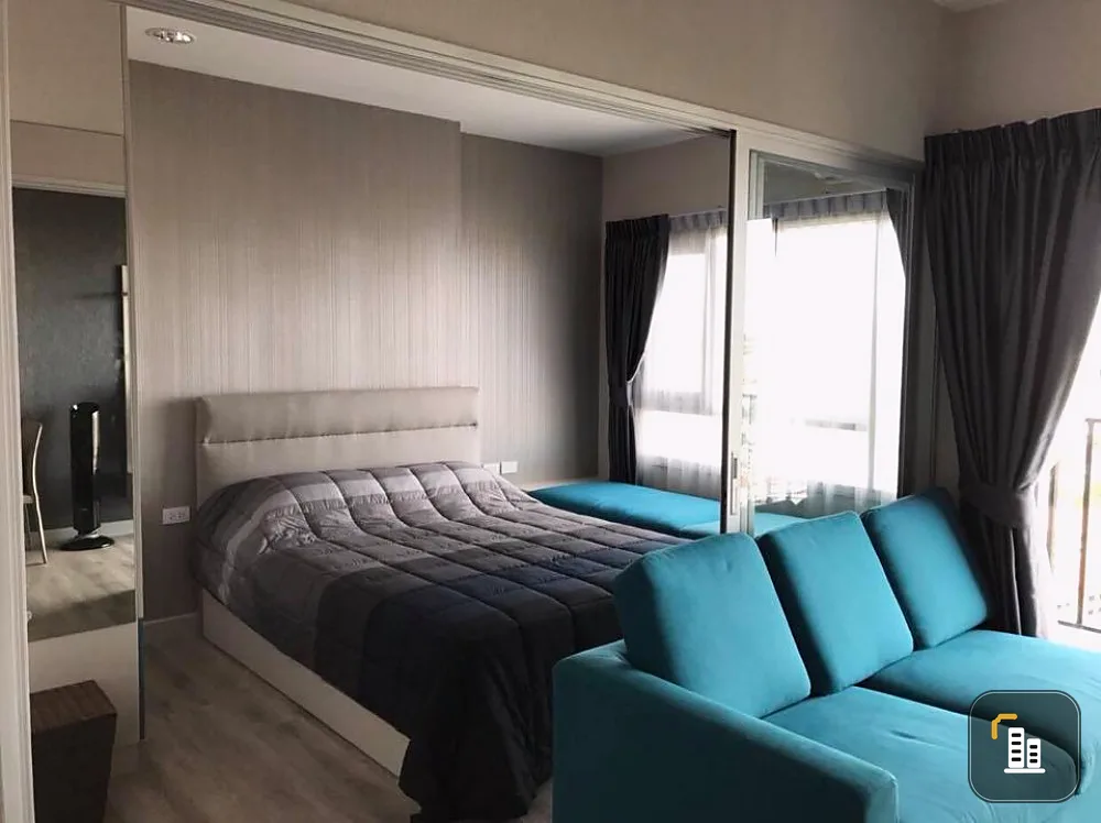 Sell / rent, Centric Sea Condo, Pattaya, high floor, city view, fully furnished, complete electrical appliances, ready to move in.
