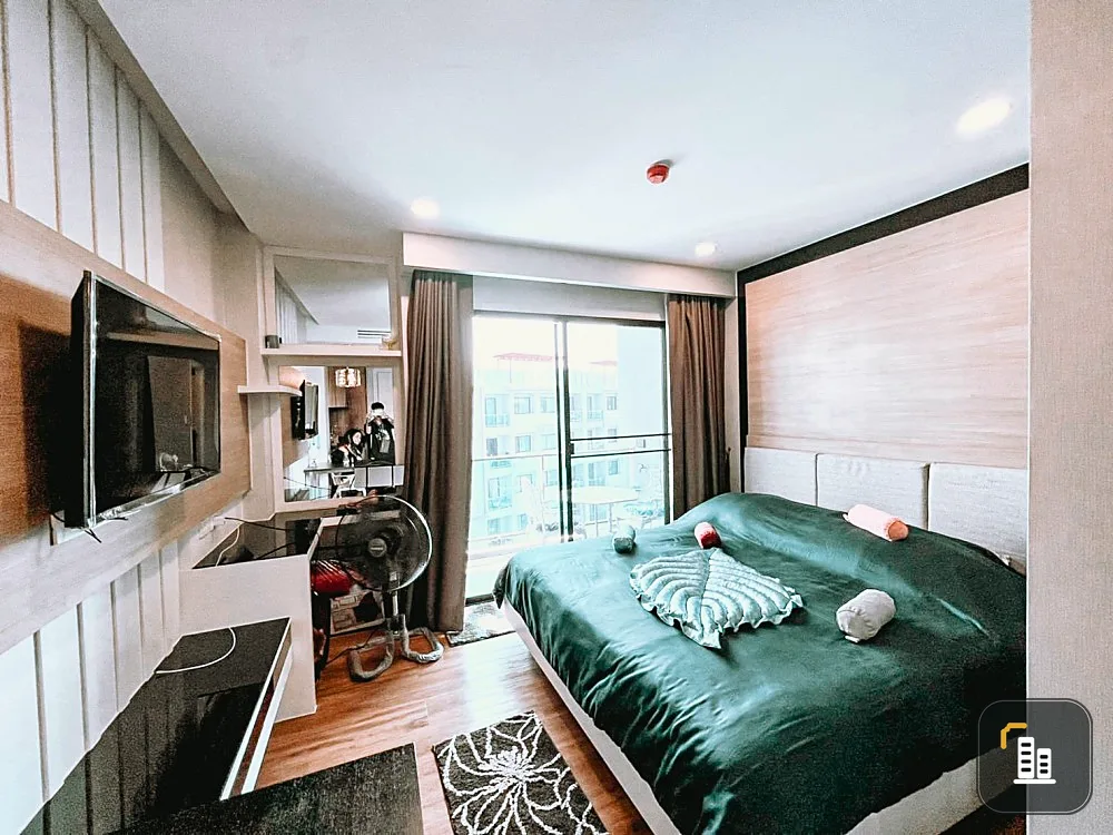For rent, Dusit Grand Park, Pattaya, pool view, new room, very beautiful, fully furnished, urgent!! hurry up