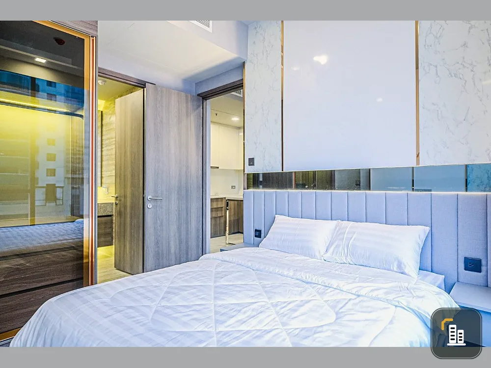 For rent Celes Asoke, beautiful room, beautiful decoration, ready to move in. Don't miss it.